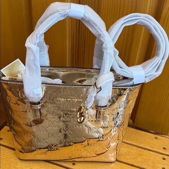 Michael Kors Metallic Gold Jet Set XS Travel Tote - Picture 5 of 5